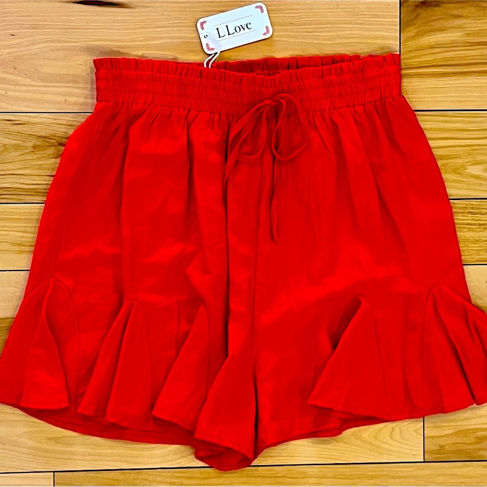 Love Women's Red Ruffle Shorts, LARGE, BRAND NEW, SKORT, Lightweight